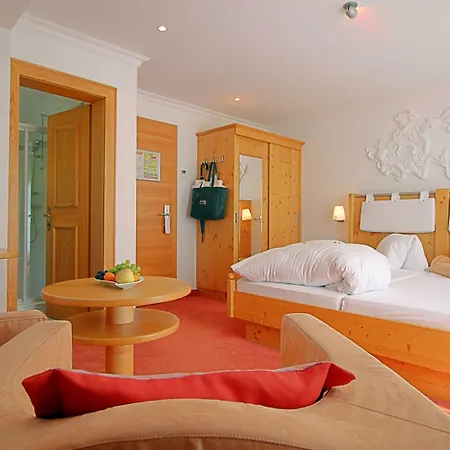 Hotel Samnaunerhof Vital-hotel 3*