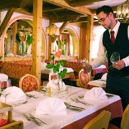 Отель Samnaunerhof Vital-hotel