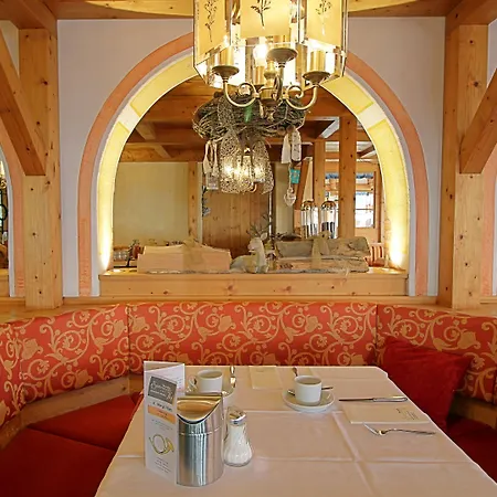Samnaunerhof Vital-hotel Hotel 3*