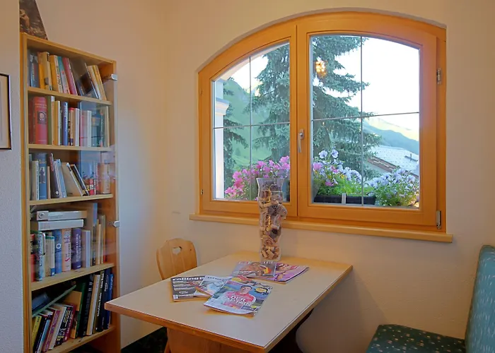 Отель Samnaunerhof Vital-hotel Замнаун