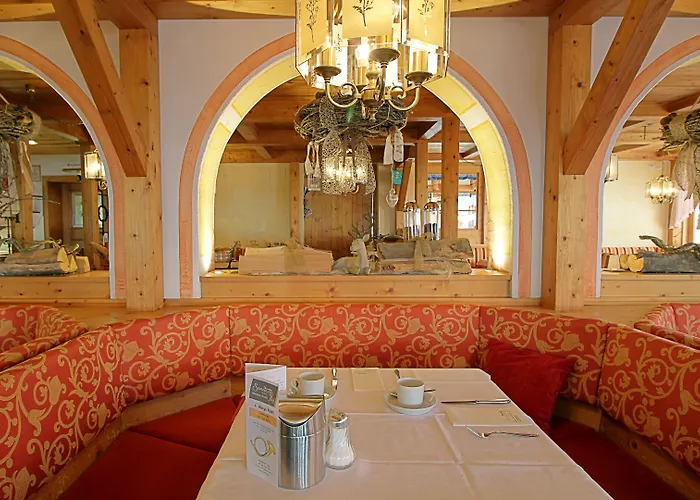 Samnaunerhof Vital-hotel Отель 3*