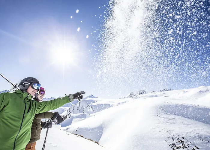 Samnaunerhof Vital-hotel Отель 3*