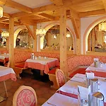 Samnaunerhof Vital-hotel 3*