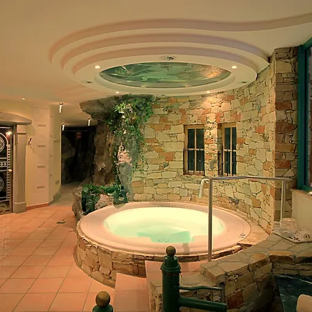 Samnaunerhof Vital-hotel 3*