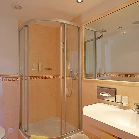 Hotel Samnaunerhof Vital-hotel 3*
