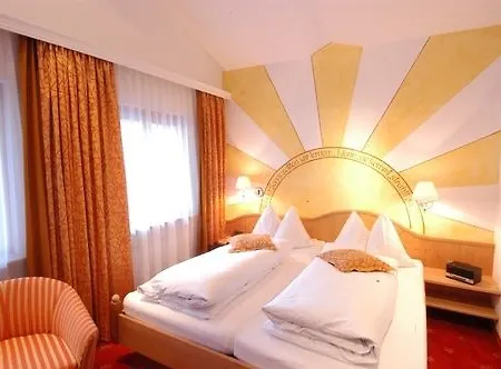 Samnaunerhof Vital-hotel Hotel
